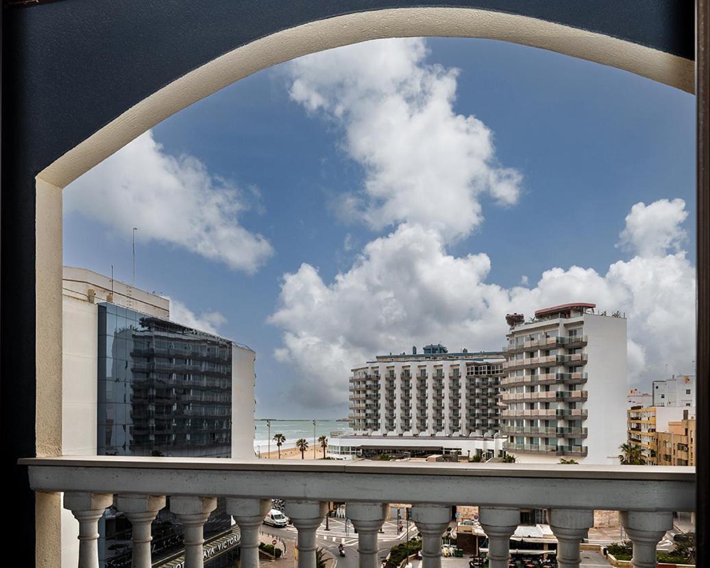 Hotel Spa Cadiz Plaza (Adults Only) Buitenkant foto