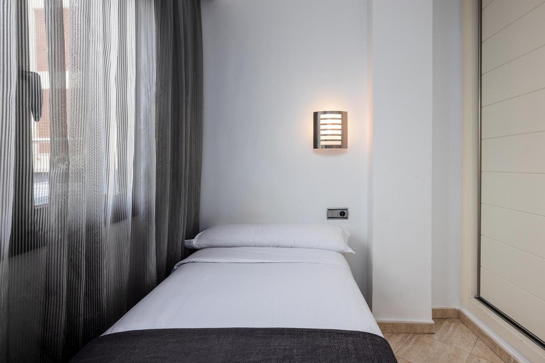 Hotel Spa Cadiz Plaza (Adults Only) Buitenkant foto